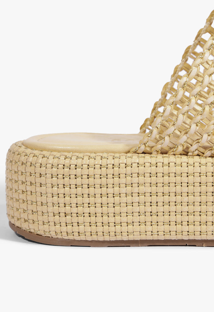 Aberdeen Flatform Sandal - Schutz Shoes