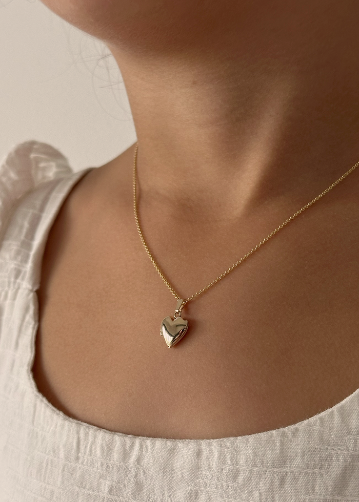 Bébé Maison Heart Locket