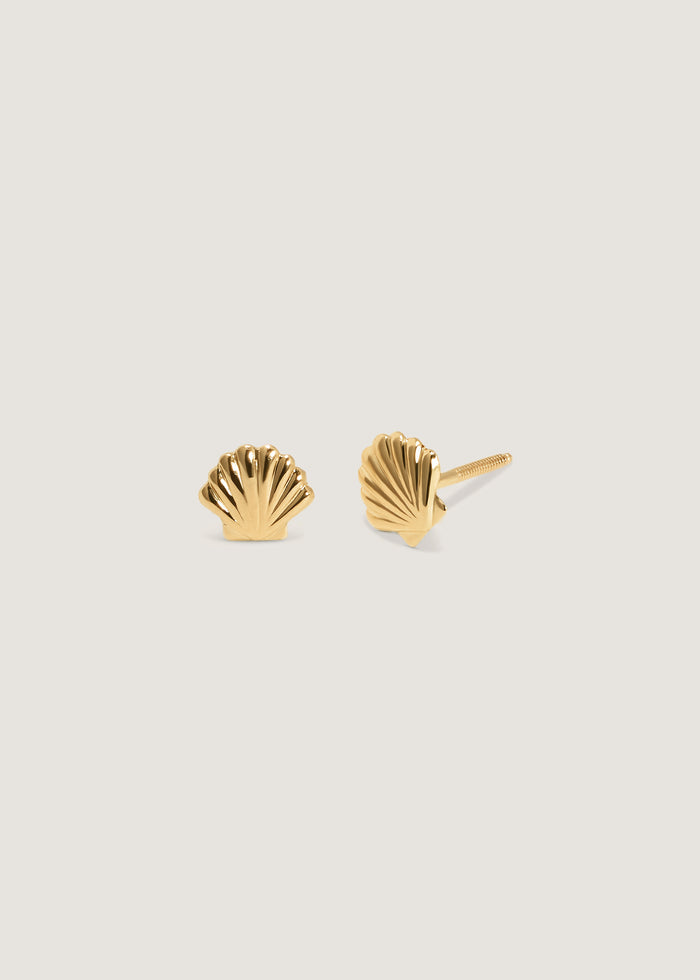 Bébé Shell Stud Earrings