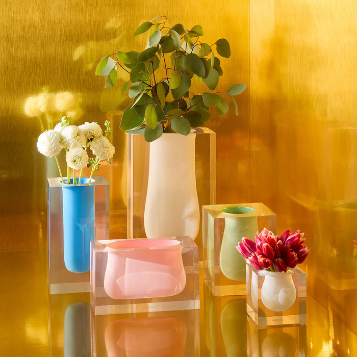 bel air vase holiday shot
