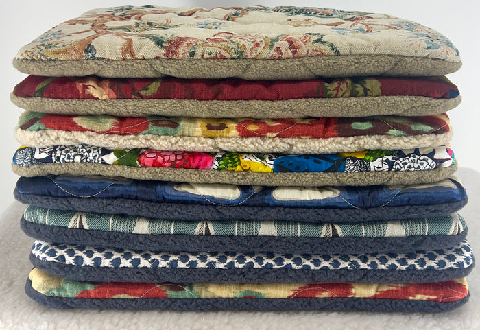 Wholesale FMS Dog Beds with Berber patterned design, showcasing a cozy, patterned dog bed in neutral tones.