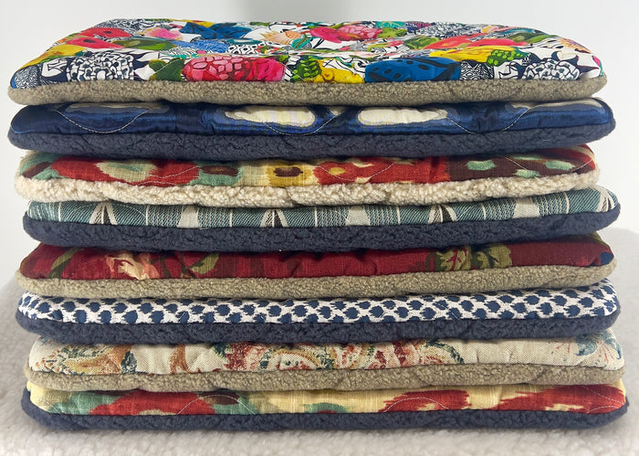 Wholesale FMS Dog Beds with durable Berber patterned fabric, showcasing a comfortable, stylish pet bed design.