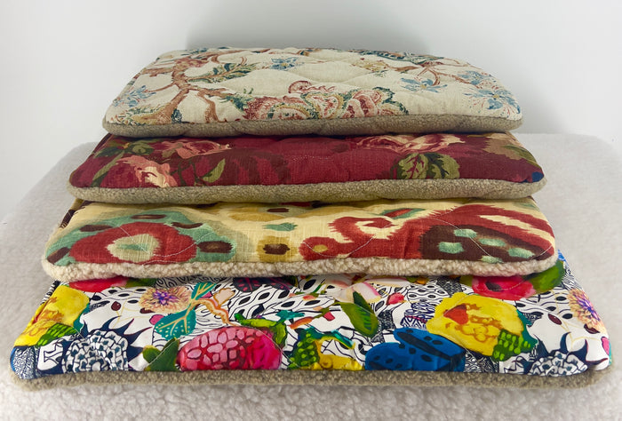FMS Dog Beds wholesale Berber patterned pet bed with colorful geometric design and plush fabric for comfortable resting.
