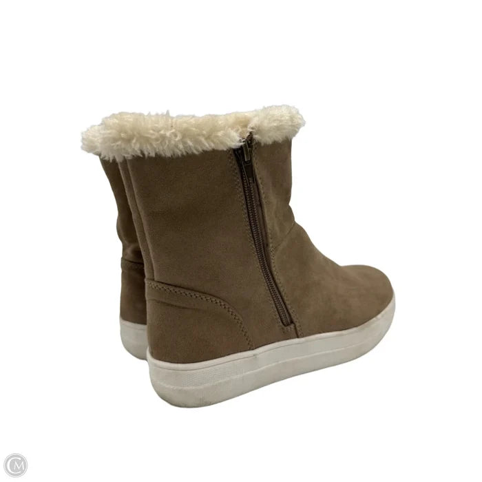 Boots Ankle Flats By Mia In Beige, Size: 7