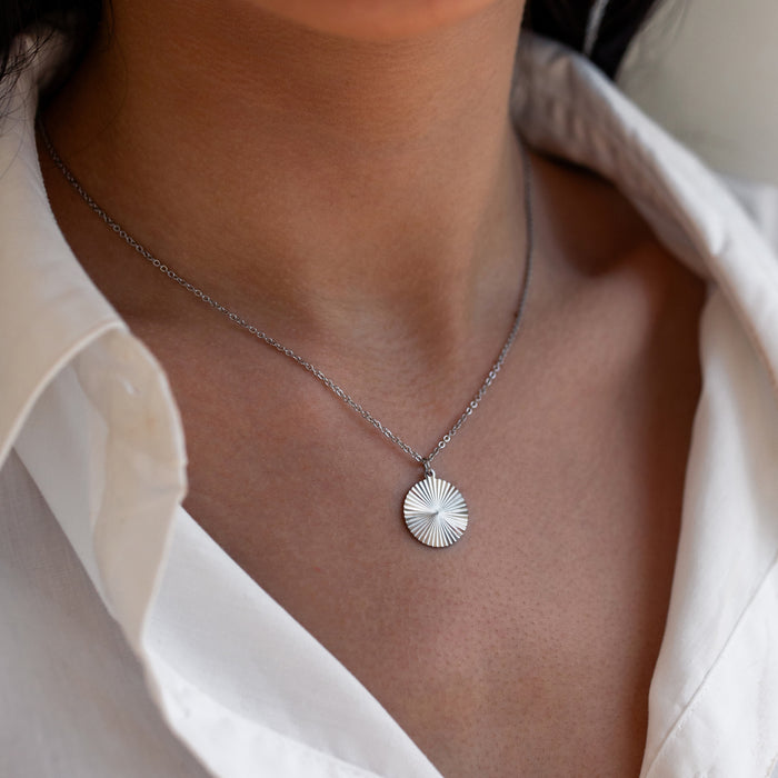 Chasing Sunset Necklace Silver