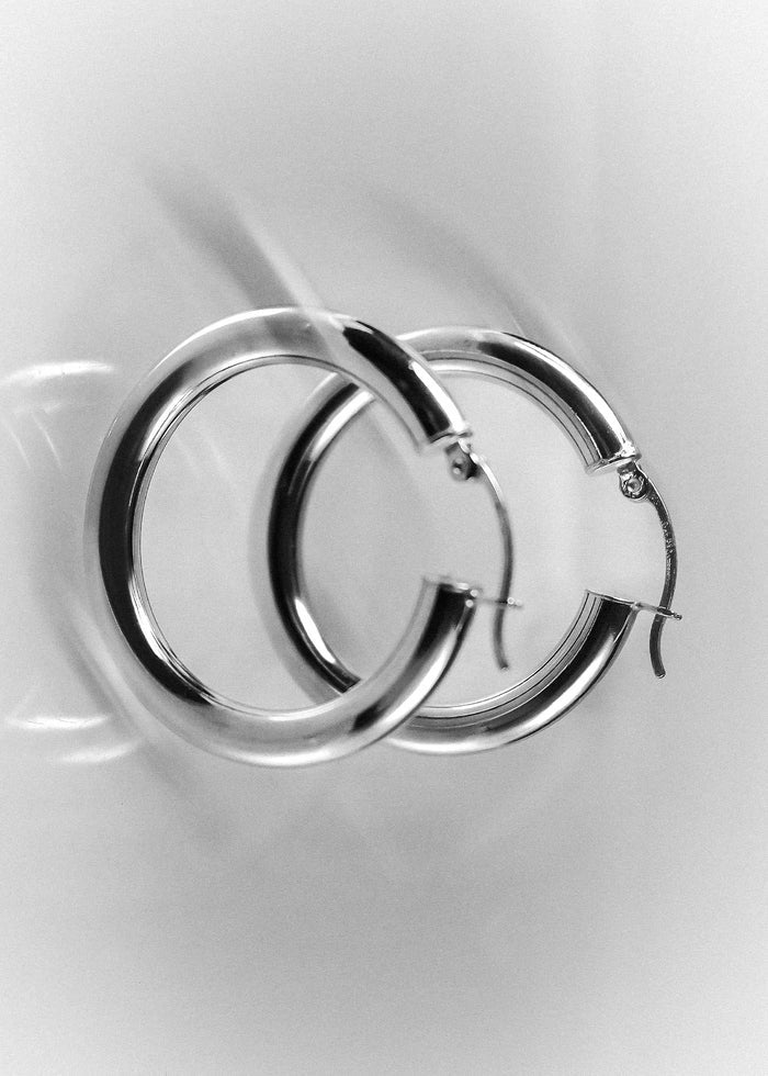 Classic Hoop Earrings Medium Silver