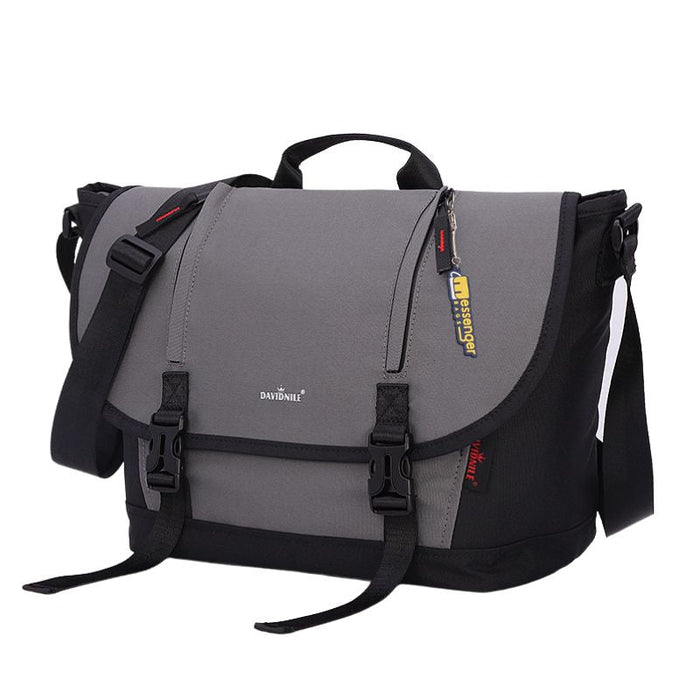 Classic Messenger Bag