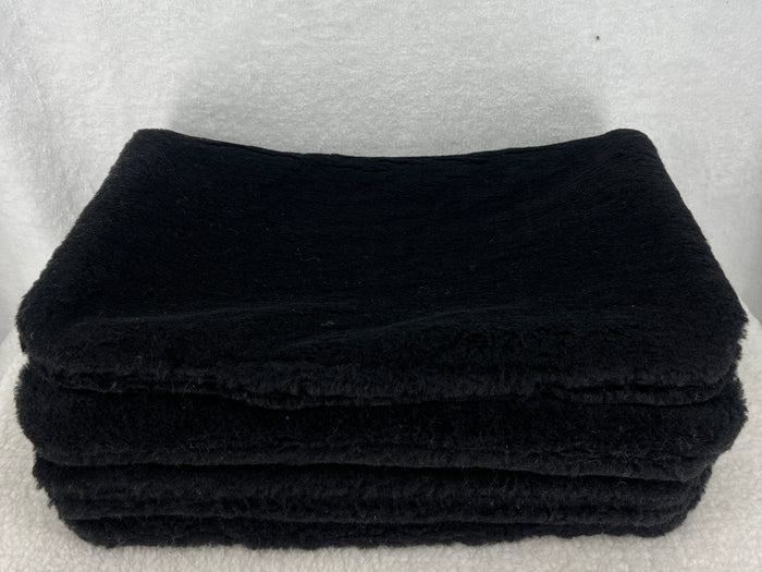 21 x 30 Black Fleece