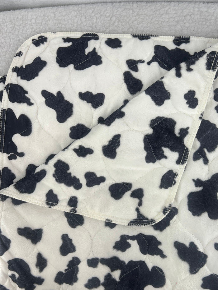 4'x4' Quilted Velboa Cow Blanket