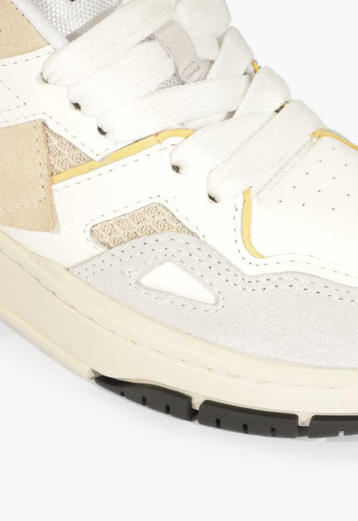 Court 95 Sneaker - Schutz Shoes