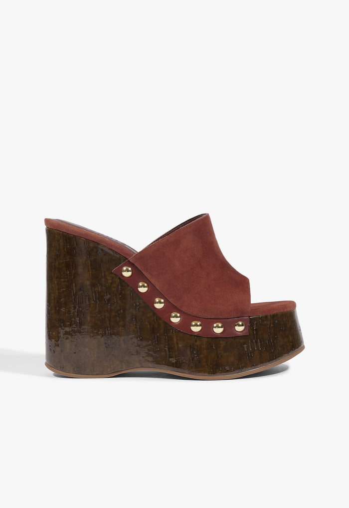 Dalle Studs Suede Sandal 5 Warm Toffee Nubuck - Schutz Shoes