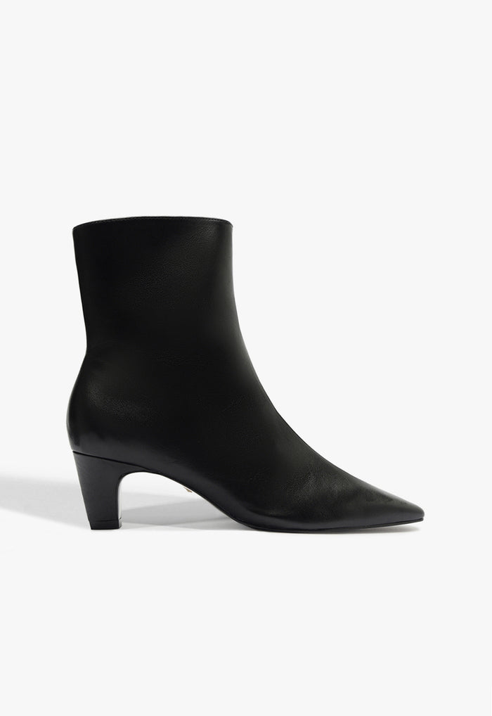 Dellia Bootie - Schutz Shoes
