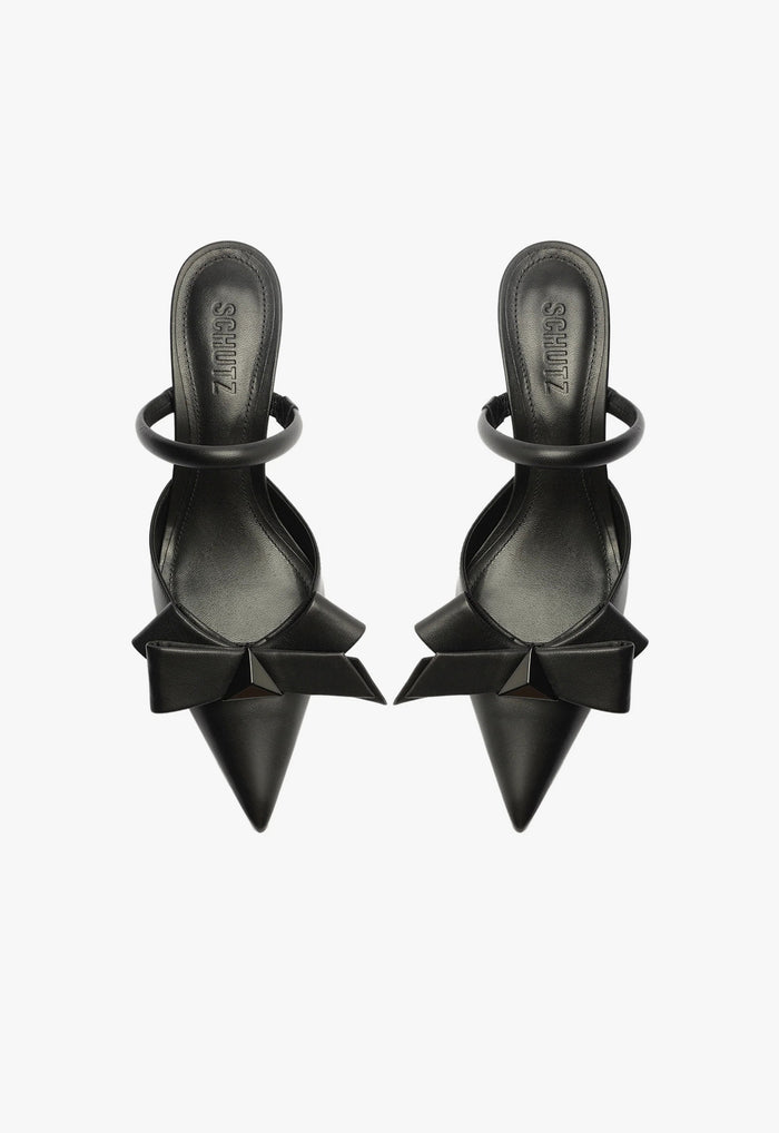 Diane Pump - Schutz Shoes