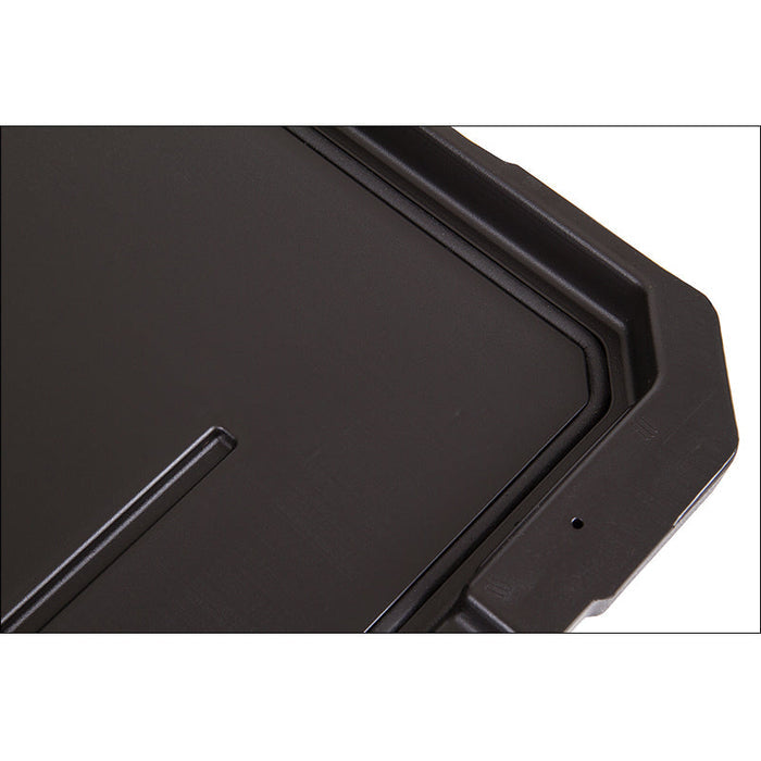 819768AE Bi-Fold Docu-Box Document Case – Close-up of Seal