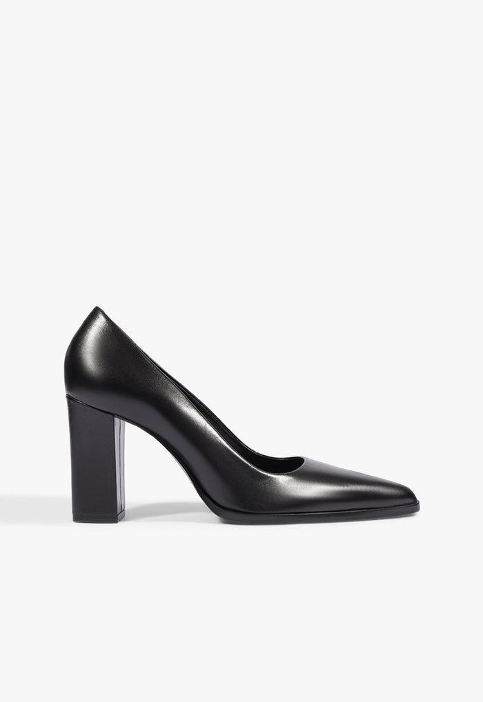 Eleanor Welt Leather Pump 5 Black Leather - Schutz Shoes