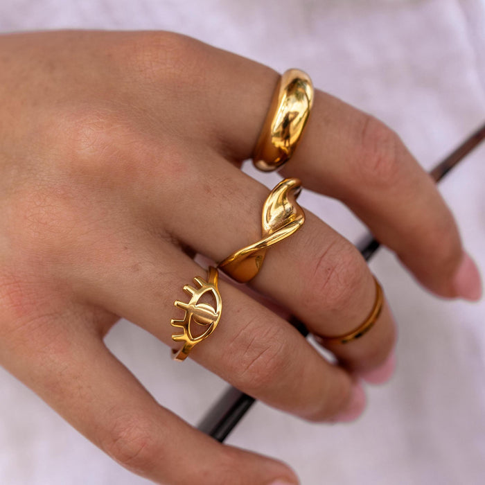Evil Eye Ring Gold