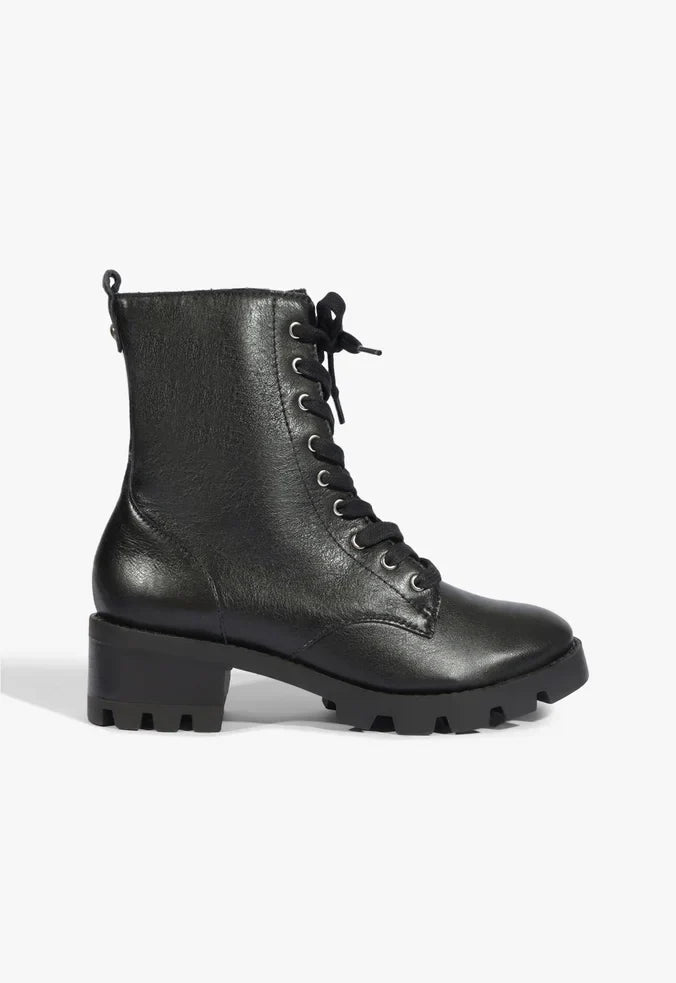 Gioconda Leather Bootie 5 Black Leather - Schutz Shoes