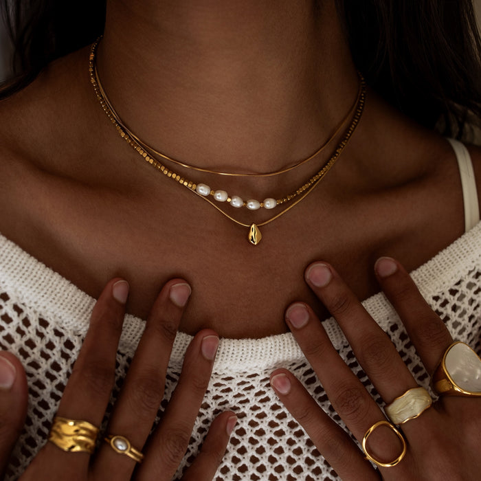 Halo Necklace Gold