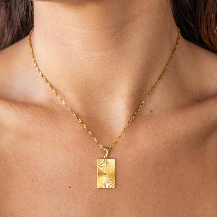 Intermix Necklace Set