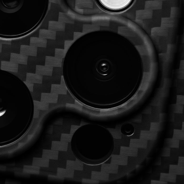 Apple iPhone 14 Pro Cyber Edition Latercase - Close up