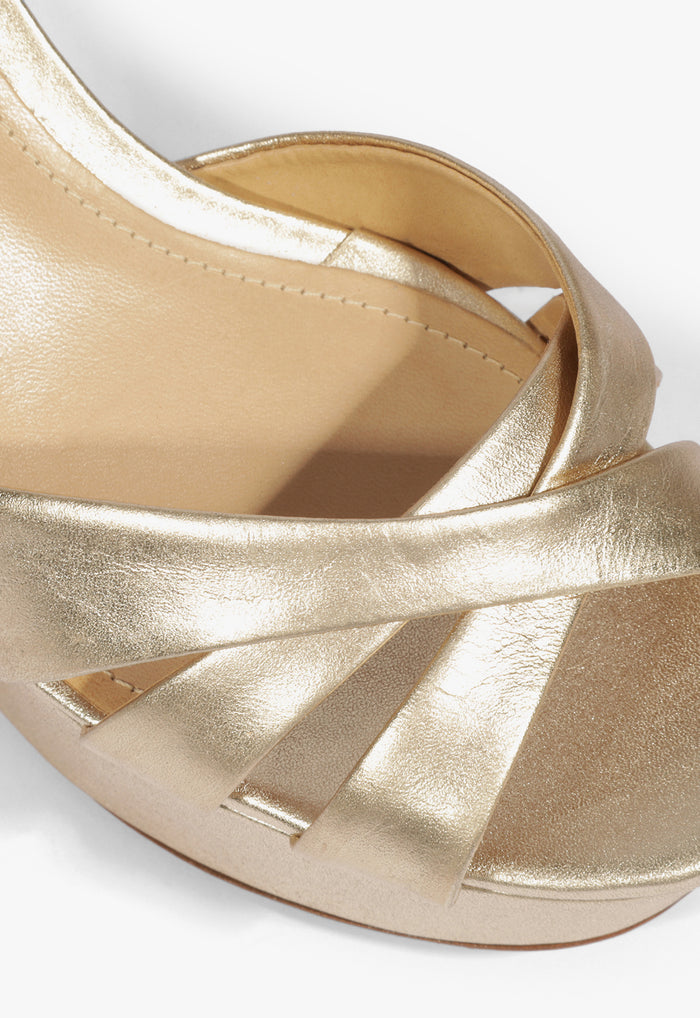 Keefa Sandal - Schutz Shoes