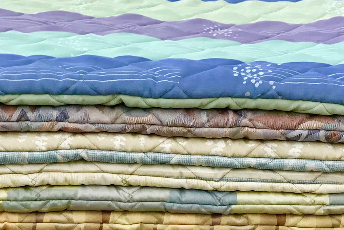 Fms Dog Beds Economy Fabric Kennel Pack, soft dog bed with durable fabric, suitable for crates or kennels, in neutral tones.