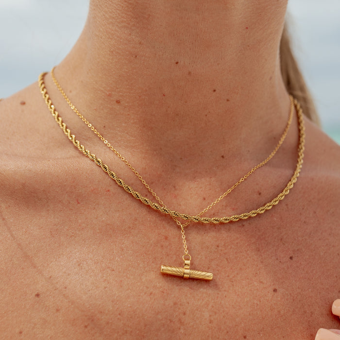 Lasso Necklace