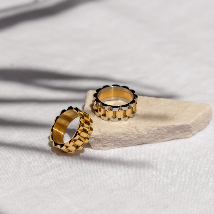 Lineage Ring Gold