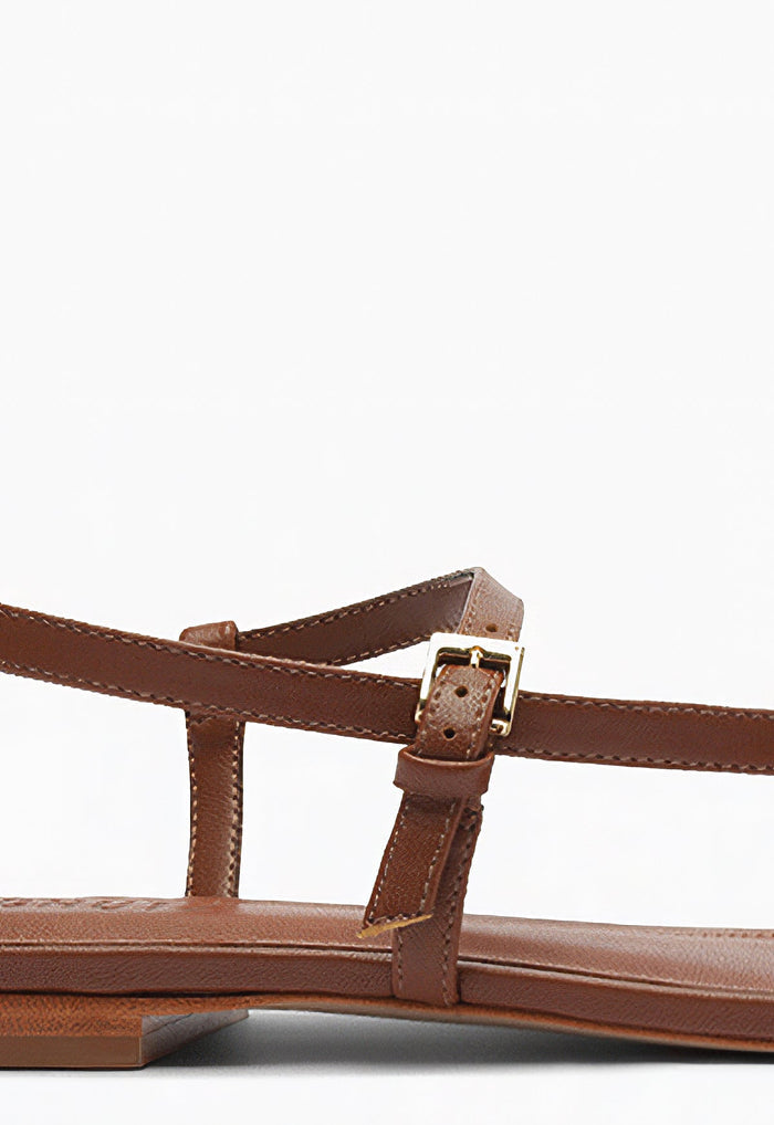 Lisa Leather Flat Sandal - Schutz Shoes