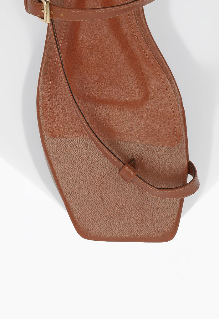 Lisa Leather Flat Sandal - Schutz Shoes