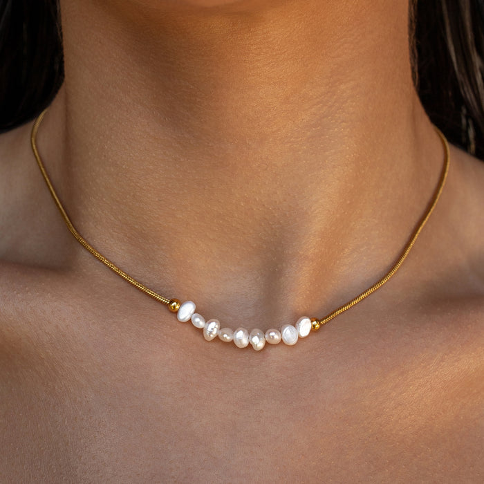 Lola Necklace