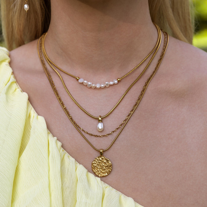 Lola Necklace