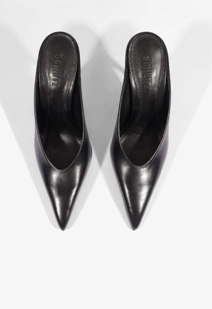 Loren Leather Pump - Schutz Shoes