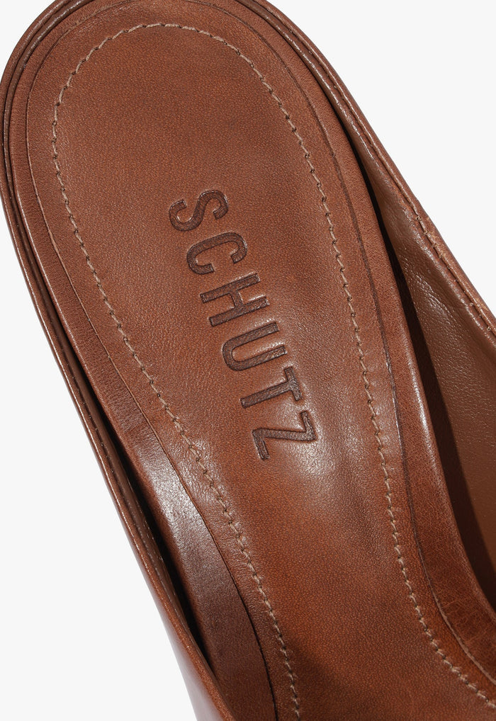 Loren Leather Pump - Schutz Shoes