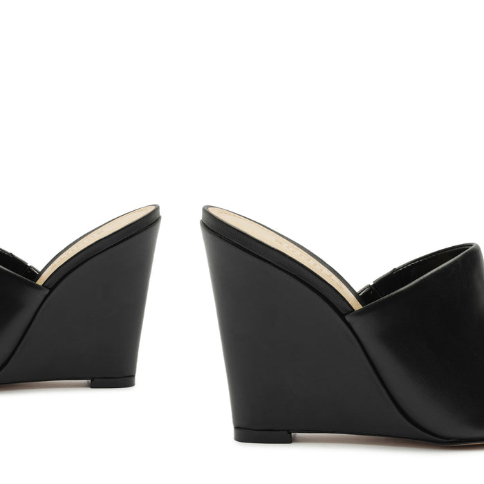 Lucy Casual Nappa Leather Sandal - Schutz Shoes