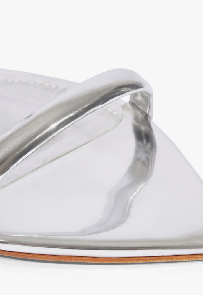 Nylle Metallic Flat Sandal - Schutz Shoes