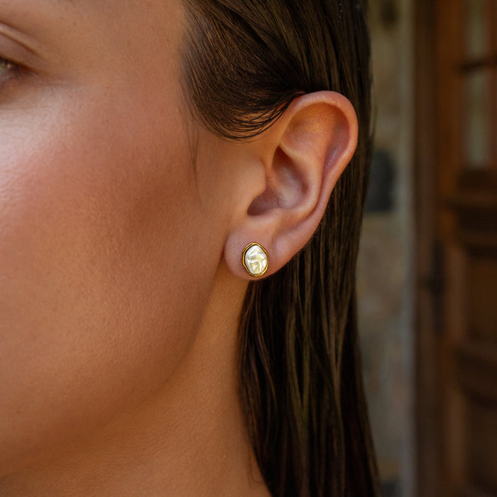 Oasis Studs