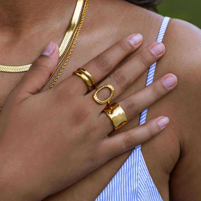 Oceania Ring Gold