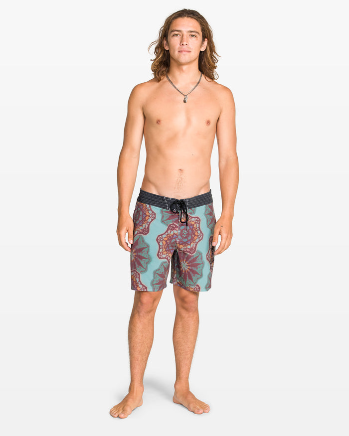 Pcs Star Shields Stoney 18" Boardshort - Black