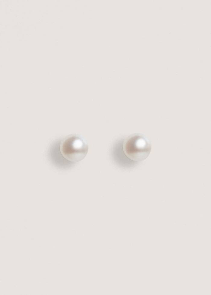 Kinn 14k Gold Pearl Stud Earrings