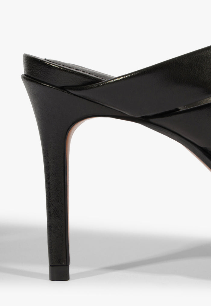 Pietra Leather Pump - Schutz Shoes