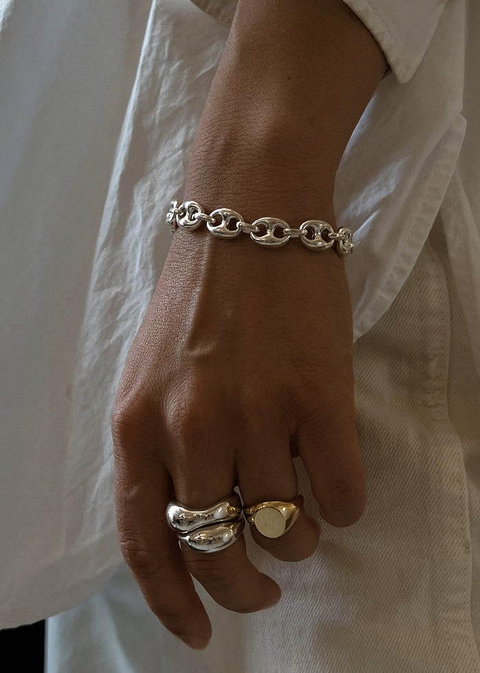 alt="Puffed Mariner Chain Bracelet"