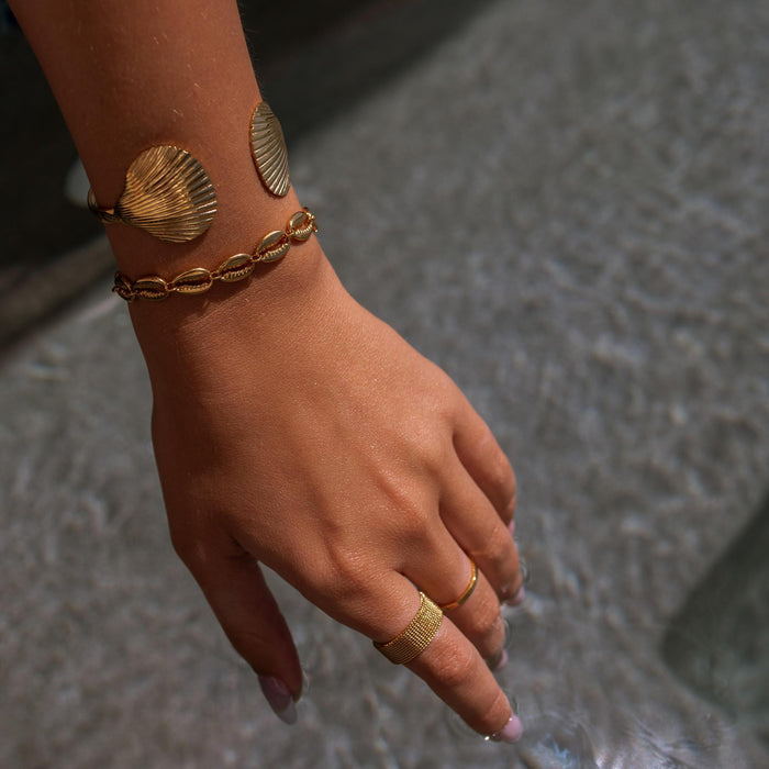 Puka Shell Bracelet
