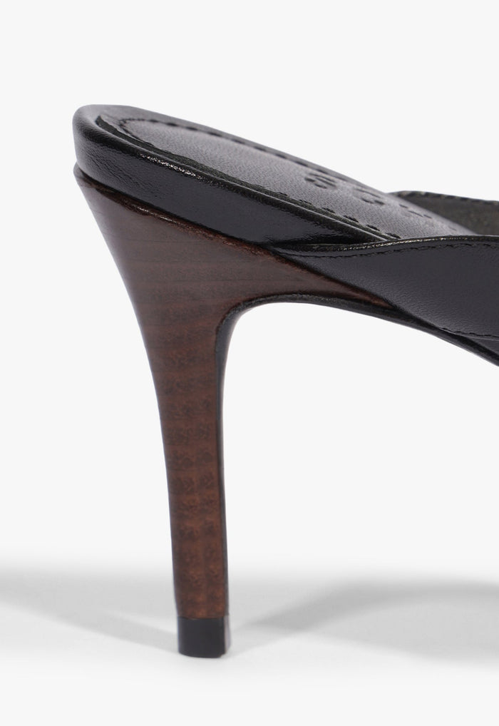 Riley Leather Sandal - Schutz Shoes
