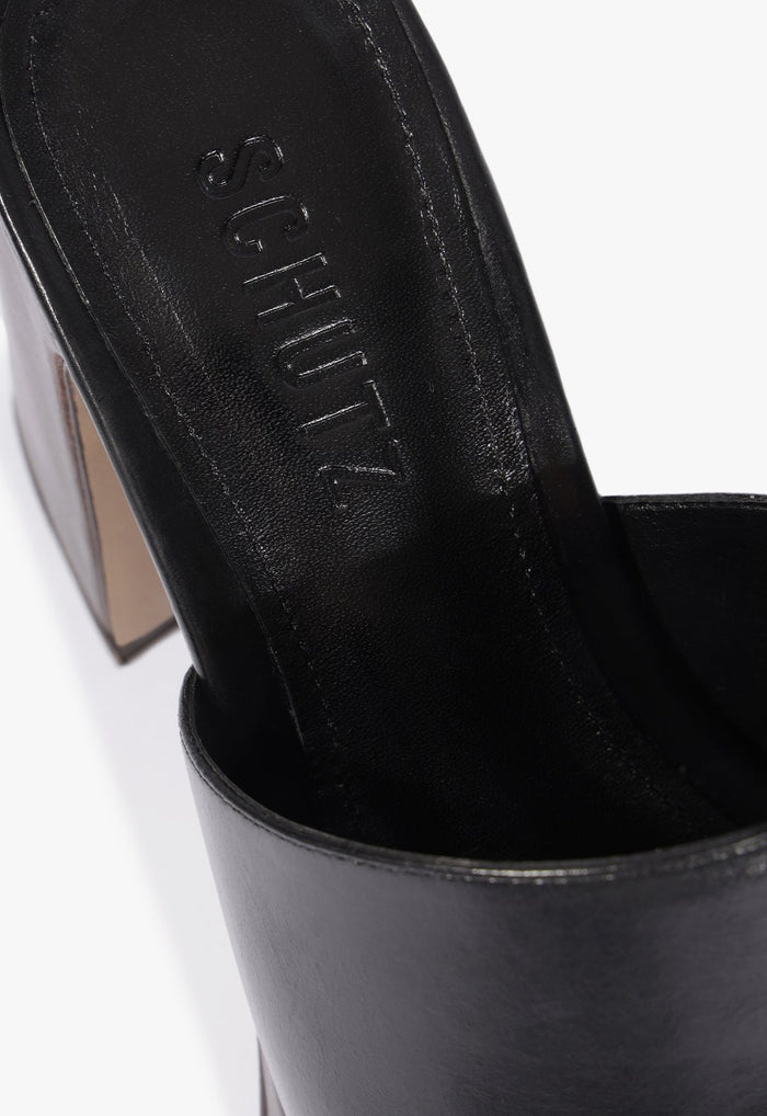 Rowan Leather Platform Sandal - Schutz Shoes