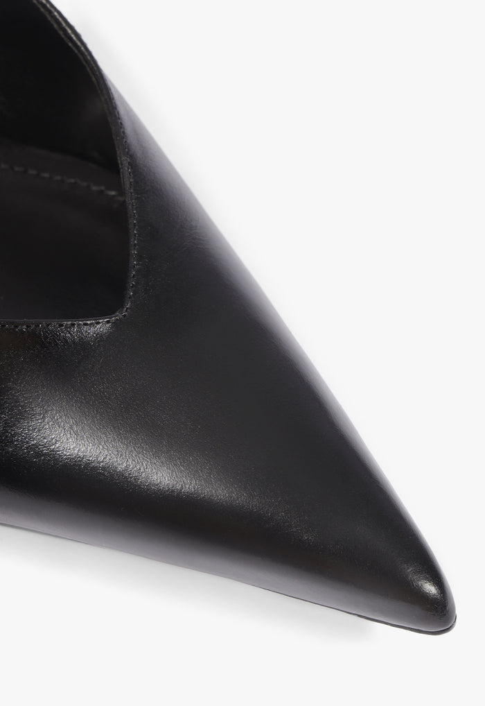 Siena Mid Buckle Pump - Schutz Shoes
