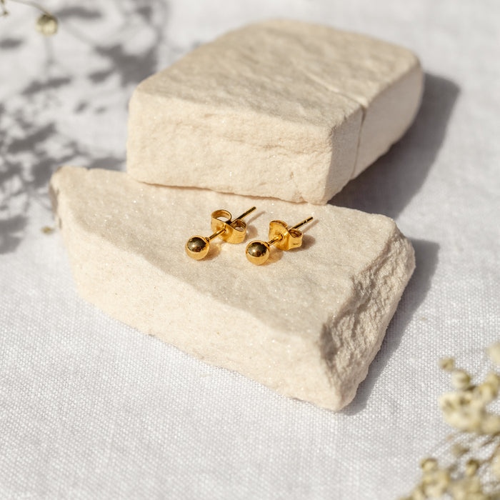 Staple Studs Gold