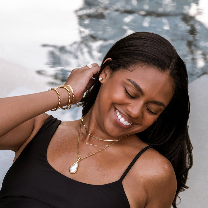 Stillness Necklace Gold