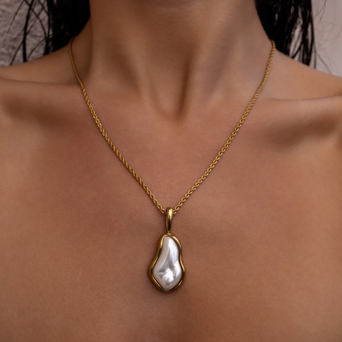 Vacation Necklace Set
