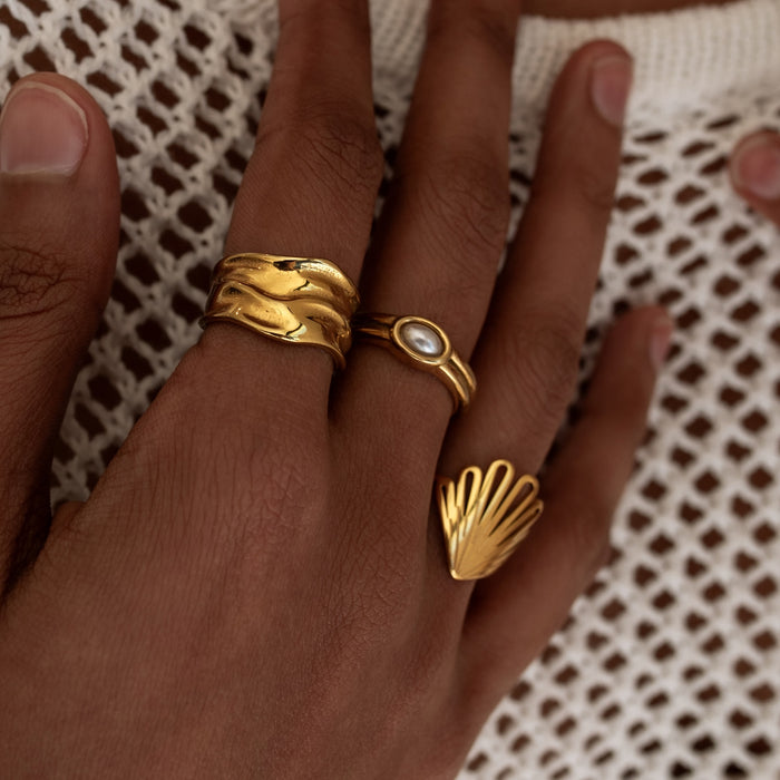 Vespera Ring
